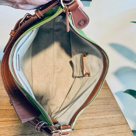 Dooney & Bourke Green Hobo Bag - Like New! - Picture 7 of 13
